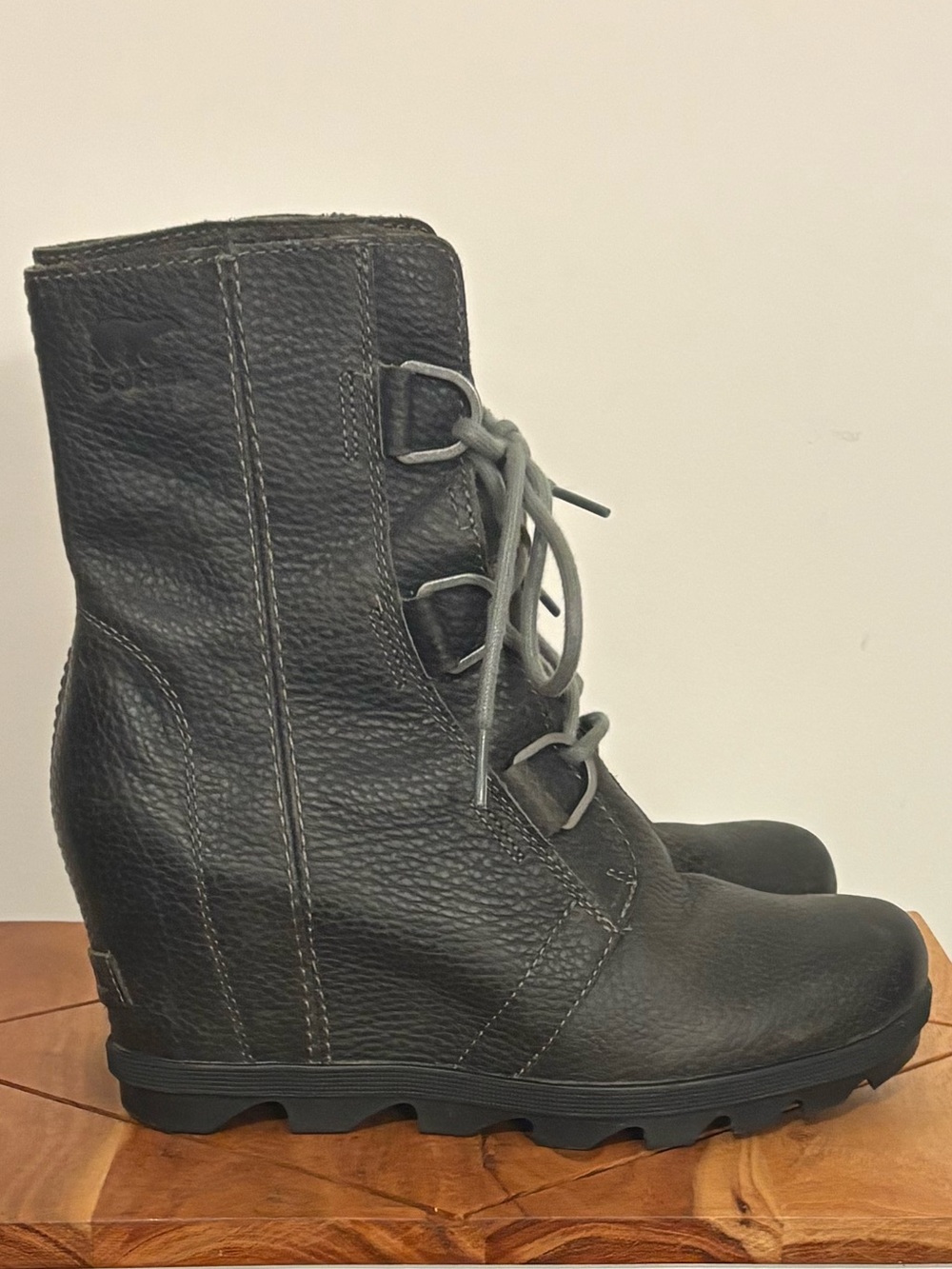 Sorel Joan of Arctic Wedge Boots Waterproof  W8